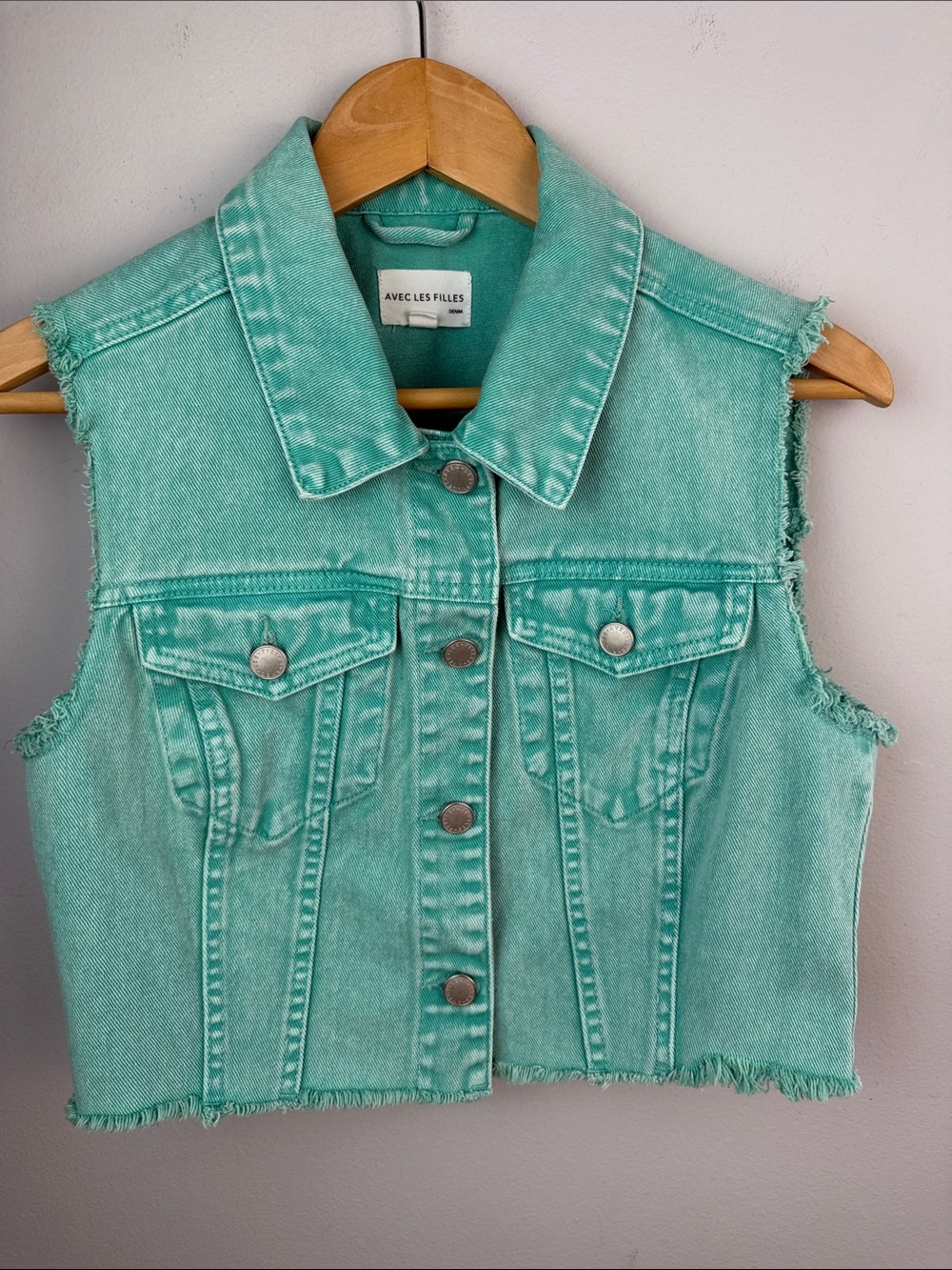 Avec Les Filles Cropped Denim Vest Distressed Turquoise Cotton Medium Western